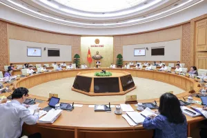Thực hiện phương án điều chỉnh giá các mặt hàng do Nhà nước quản lý, các dịch vụ công