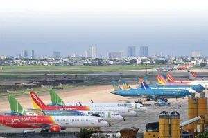Nhiều hãng co hẹp đội tàu bay, hiện chỉ còn 2 hãng duy trì bay đúng giờ trên 90%