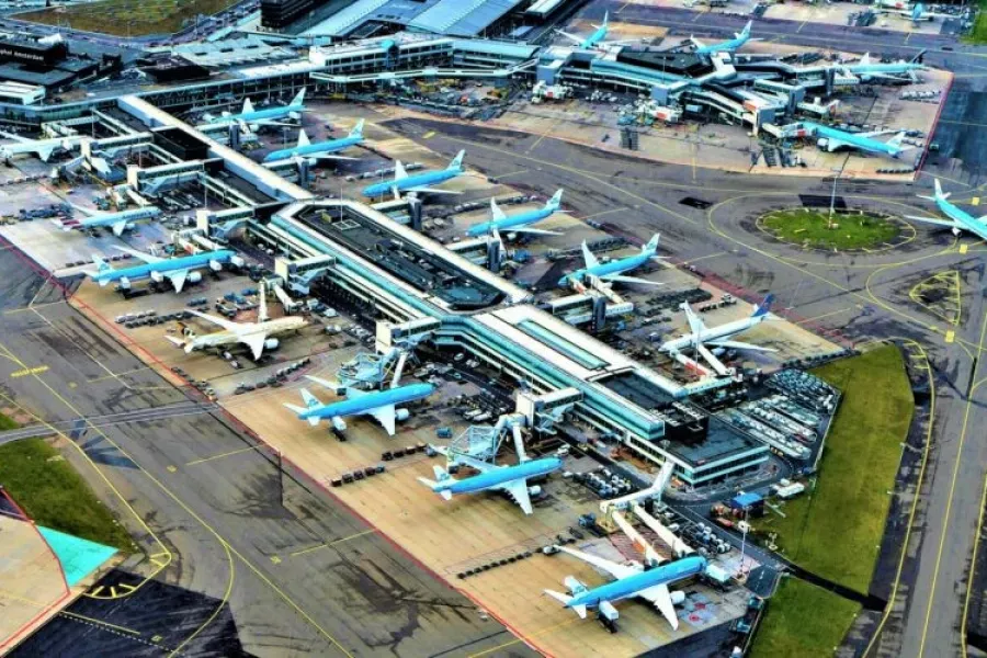 Sân bay Schiphol Amsterdam bỏ kế hoạch giảm công suất cho mùa hè năm 2024