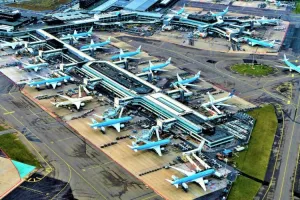 Sân bay Schiphol Amsterdam bỏ kế hoạch giảm công suất cho mùa hè năm 2024